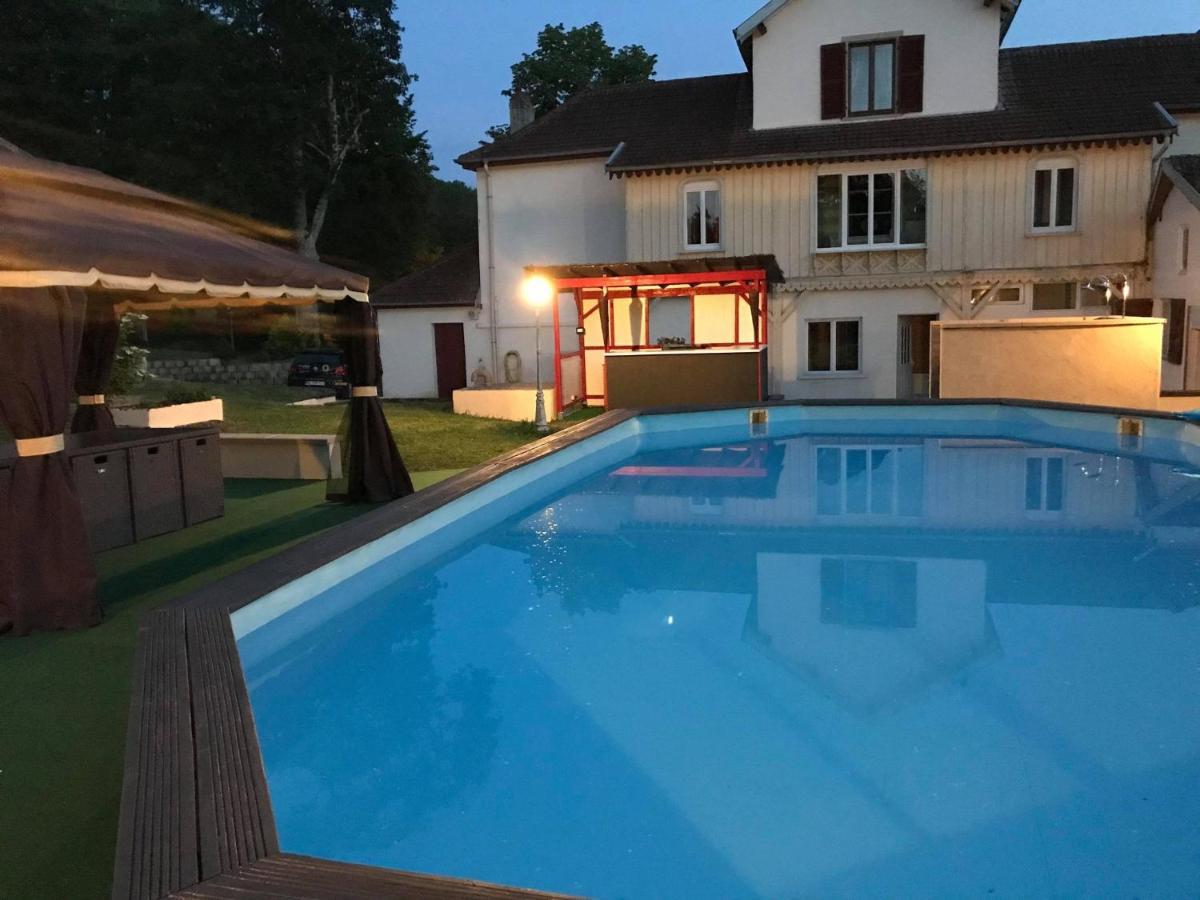 Villa Sainte Barbe Mirecourt Exterior foto